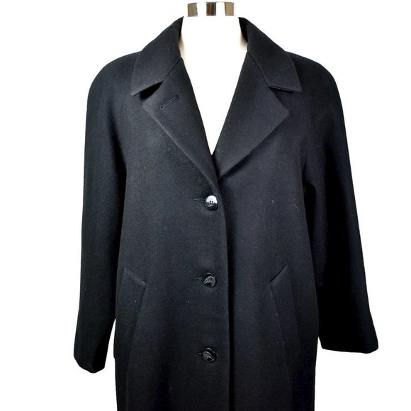 Stephanie Mathew’s Long Black Wool Coat - Picture 3 of 12
